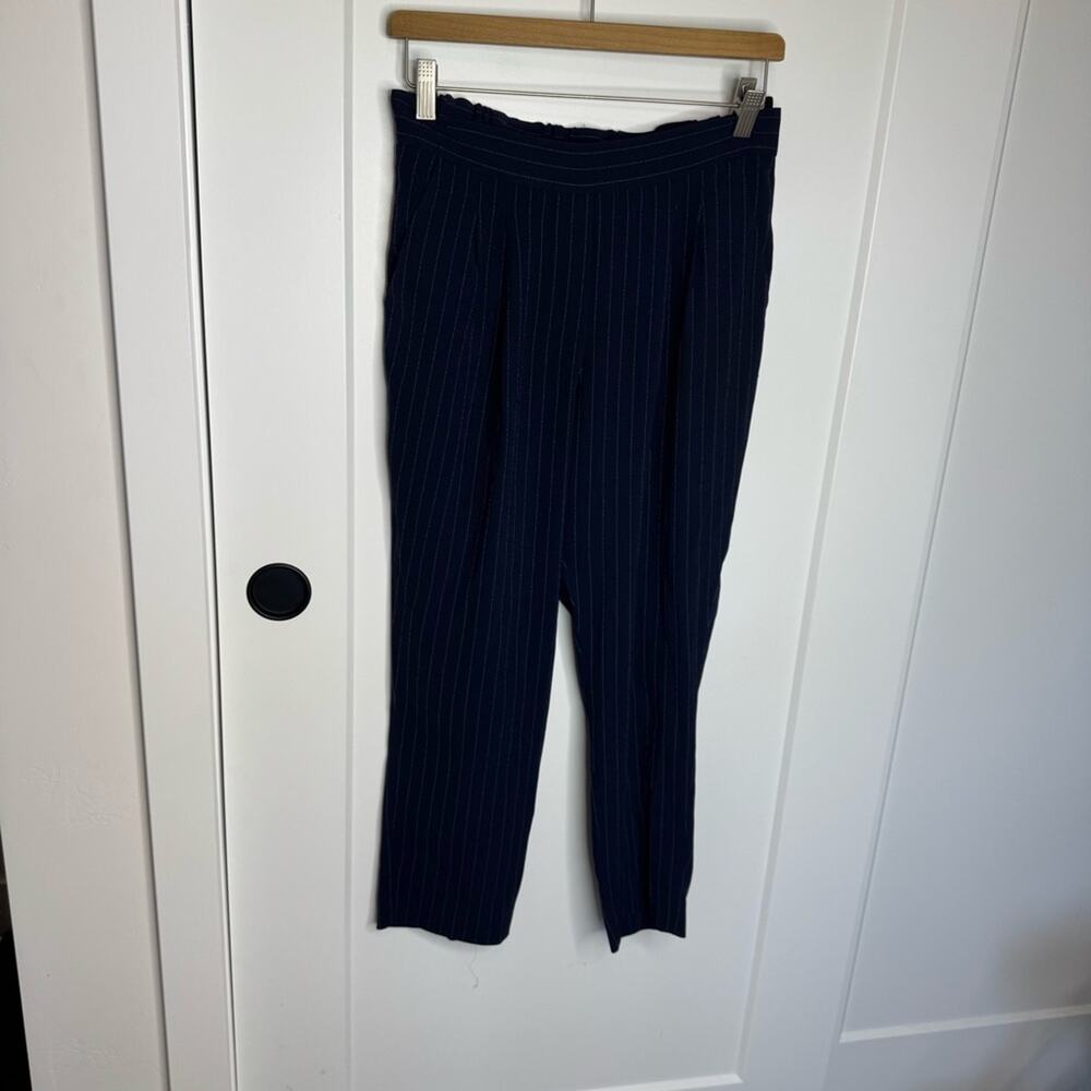Aritzia Babaton Cohen Crop Elastic Pull On Trousers Navy Stripe Size 6